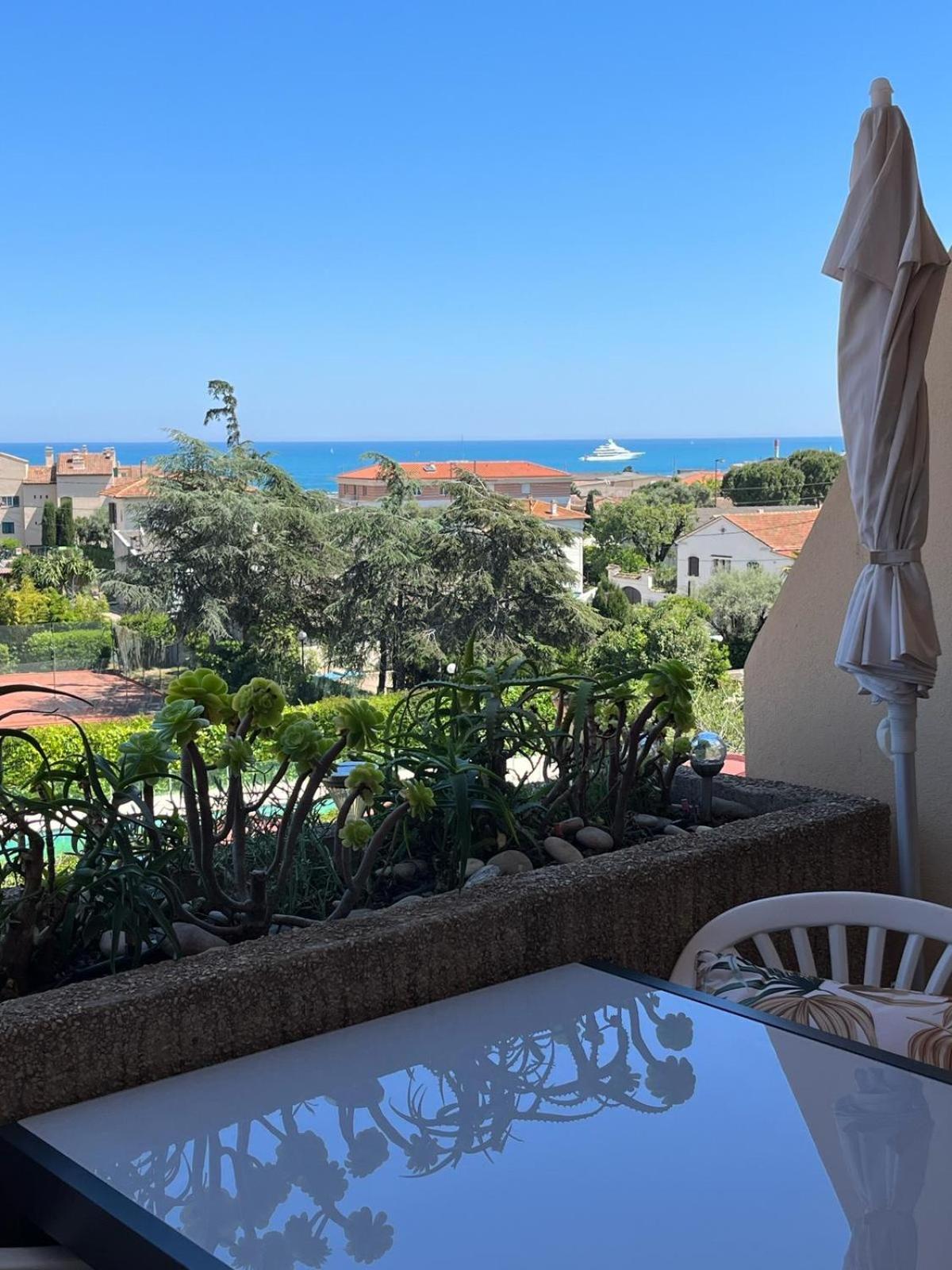 Antibes Secured Parc Velusine With Private Parking, Terrace, Pools And Tennis Courts. المظهر الخارجي الصورة